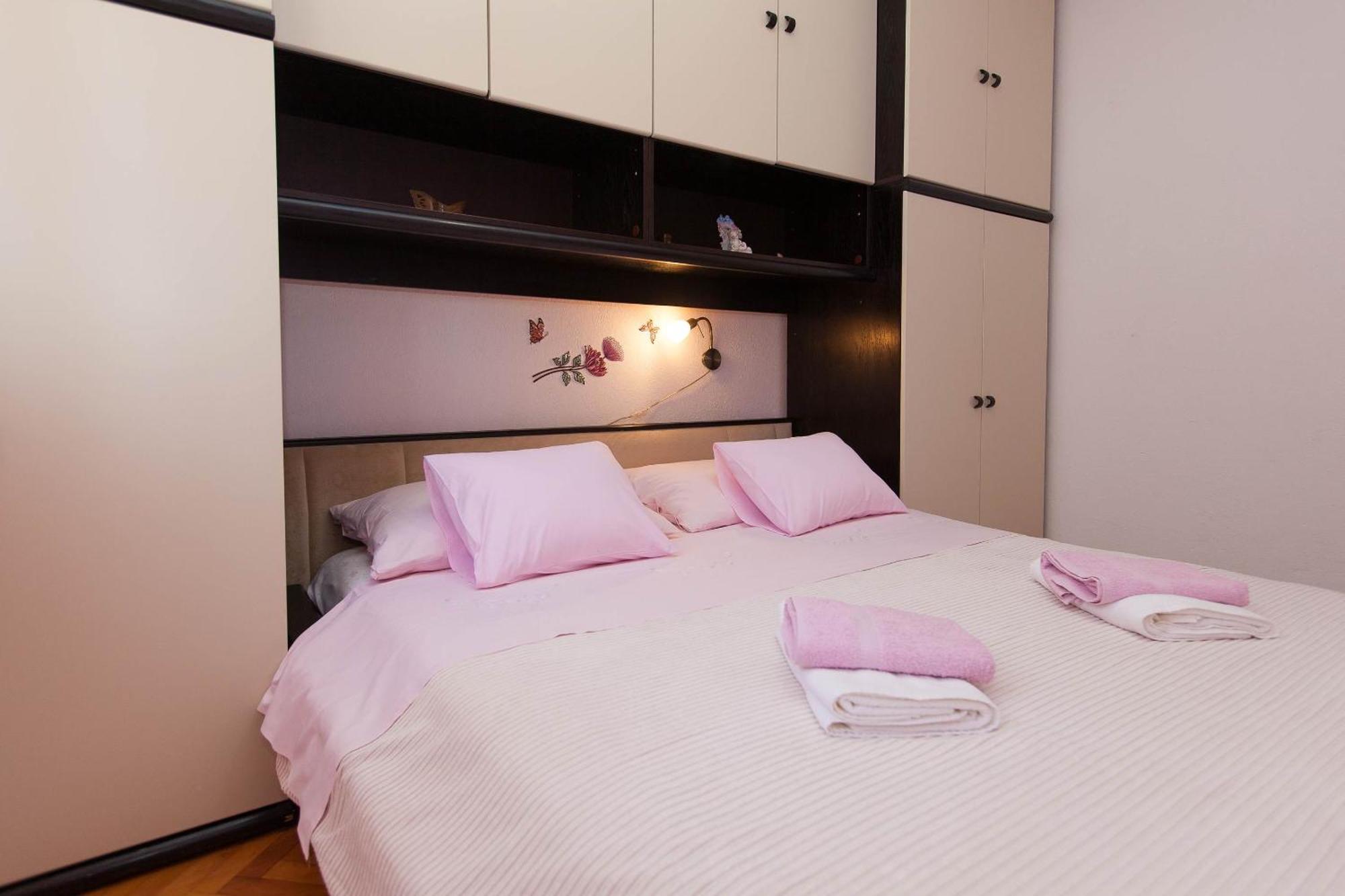 Apartments With A Parking Space Jadranovo, Crikvenica - 2377 Rom bilde