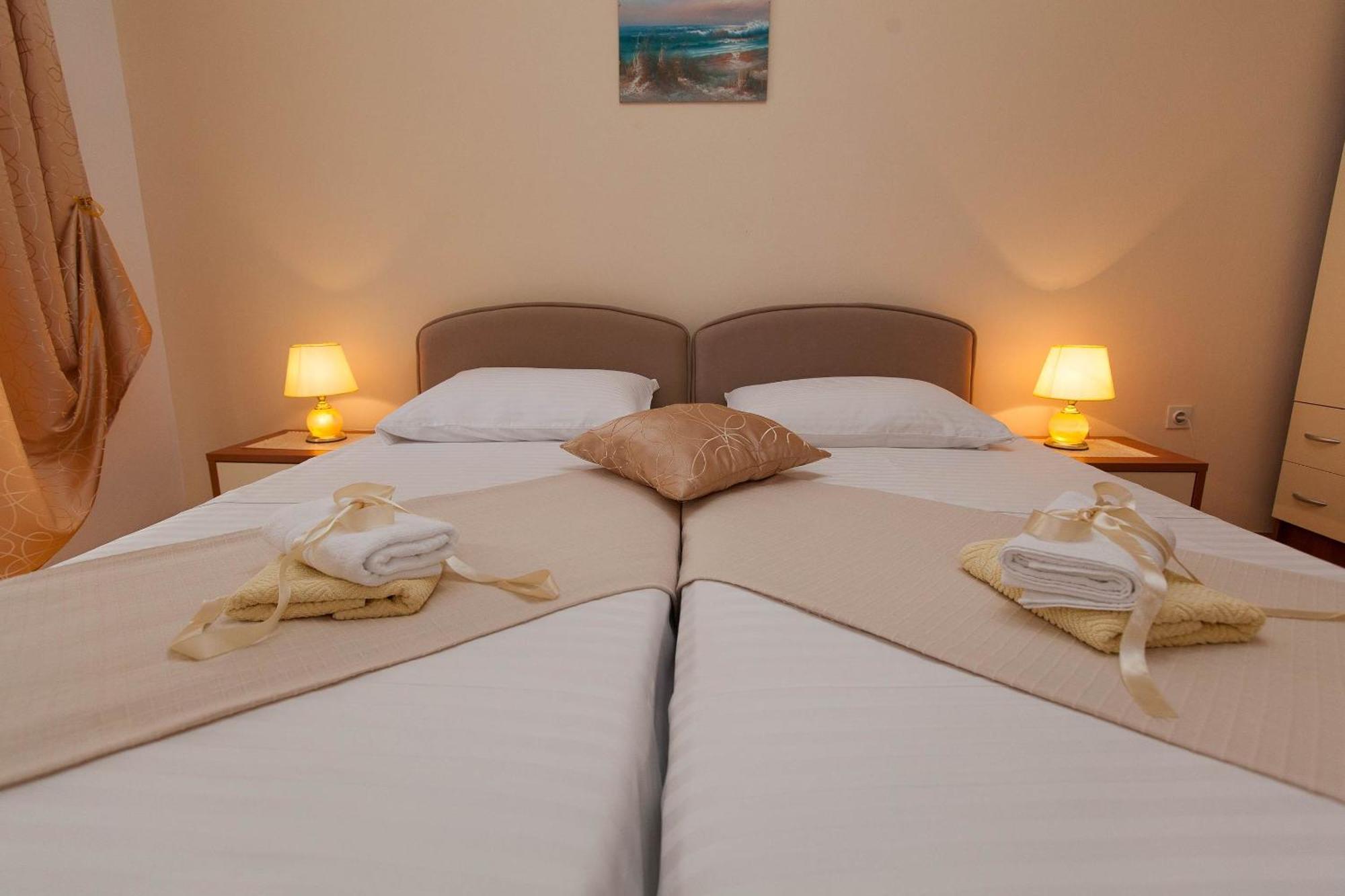 Apartments With A Parking Space Jadranovo, Crikvenica - 2377 Rom bilde